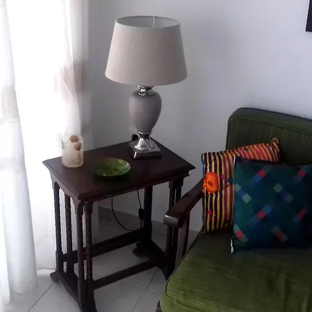 Iliana's Seaside Maisonette Спетсес